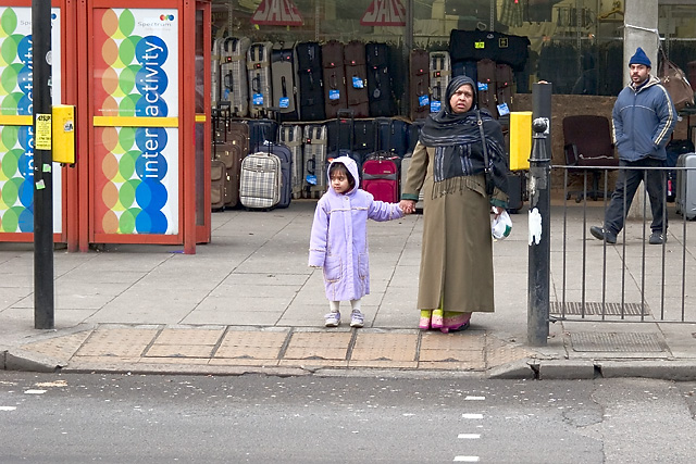 Mother and Child, Commercial Street
