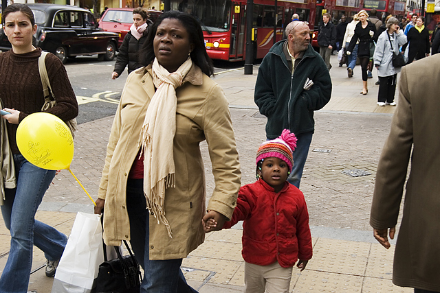 Oxford Street - mother, child and balloon